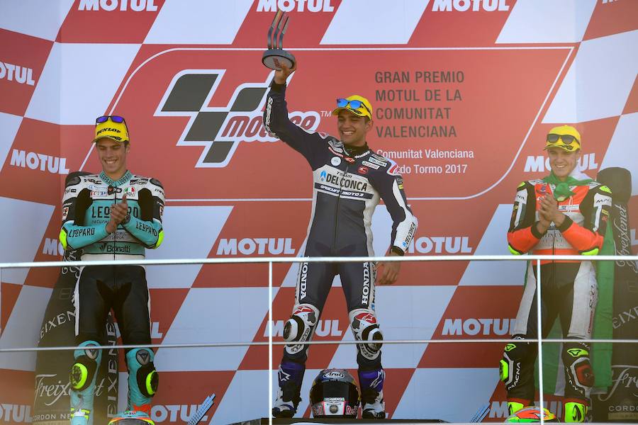 Fotos de la carrera y el podio de Moto3