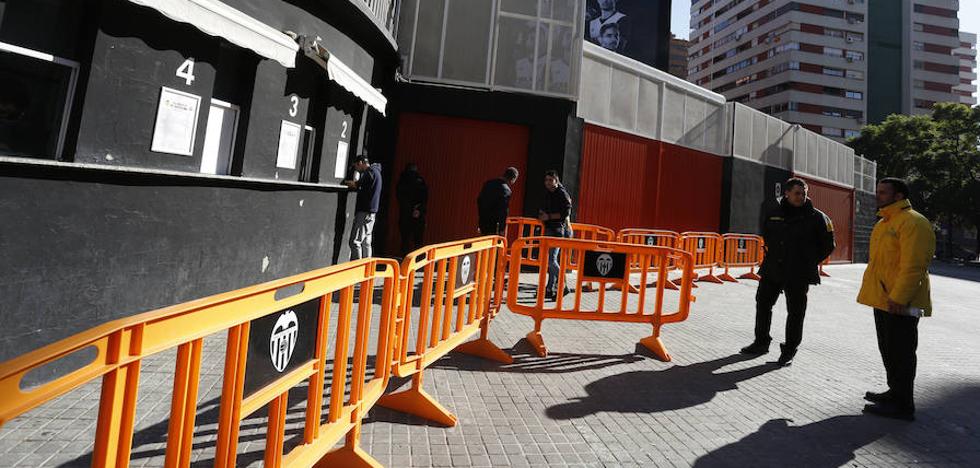 Menos de mil entradas para el Valencia - Barcelona