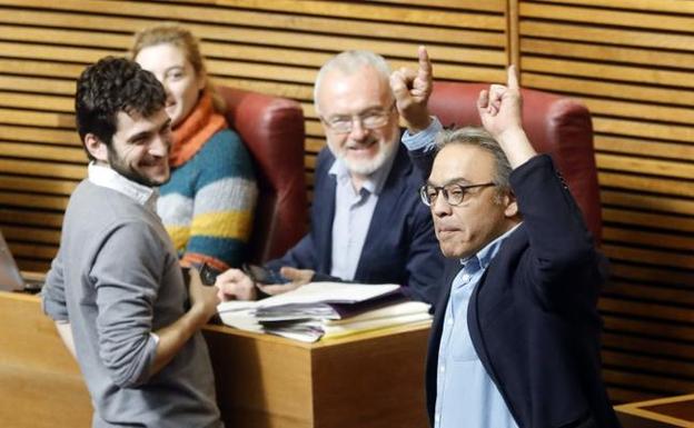 Los cuatro tránsfugas de Cs salvan los presupuestos de Puig y Oltra