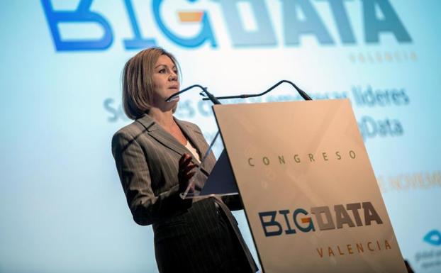 La ministra Cospedal inaugura el Congreso Big Data en Valencia: «Debemos igualar el paso de la seguridad a los cambios tecnológicos»