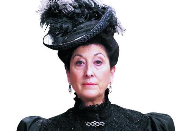 Doña Úrsula: «En la calle se sorprenden de que sea simpática»