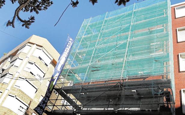 Vivienda publica los 1.600 beneficiarios de las ayudas a la rehabilitación y el IEE