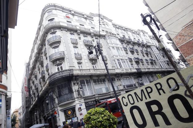 Tres empresas aspiran a abrir un hotel en un edificio en venta del centro