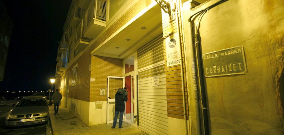 Una mujer muere al arder su casa en Vinalesa