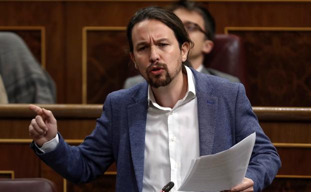 Iglesias amenaza con forzar un referéndum si se modifica la Constitución