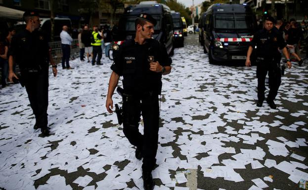 Los Mossos iban a quemar documentos sobre seguimientos a dirigentes del PP