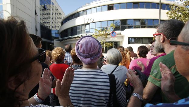 El IVO tratará a los pacientes de cáncer si Sanidad no se pronuncia en tres días