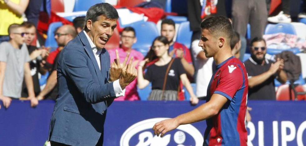 Bardhi, baja contra el Sevilla
