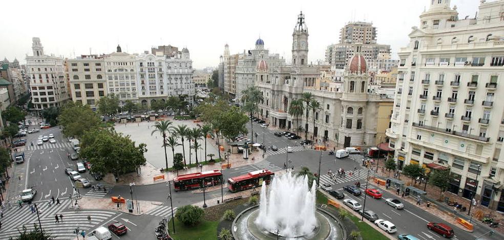 Valencia busca su plaza ideal del Ayuntamiento