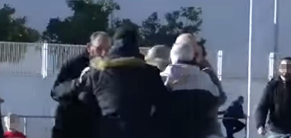A golpes en un partido de niños de 4 y 5 años en Xirivella