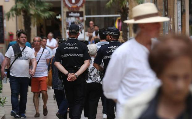 40 plazas de agentes de Policía Local y 29 de Bomberos en la Comunitat