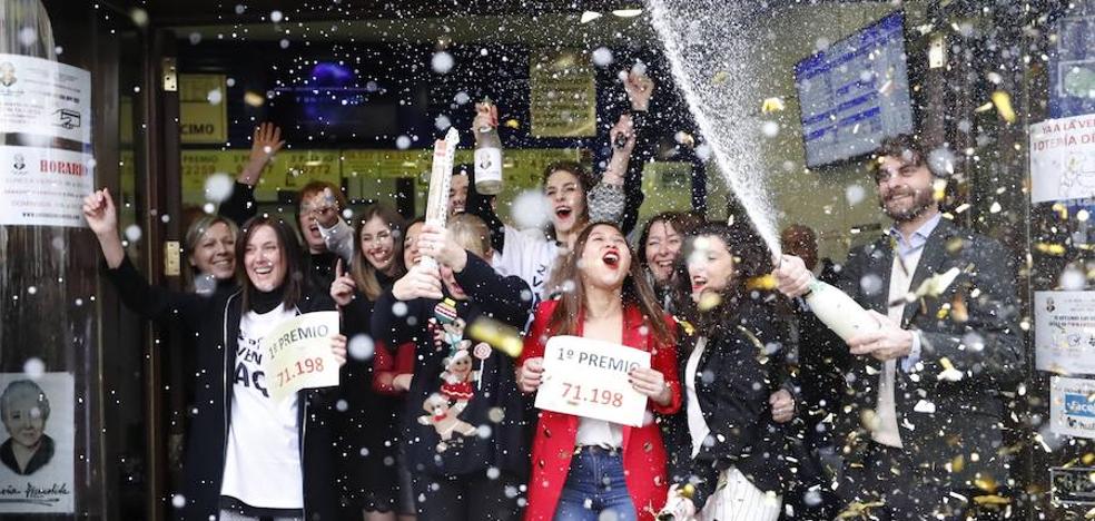 71.198, el Gordo de la Lotería de Navidad de 2017, cae en Benetússer