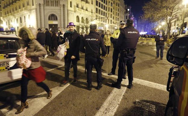 El Ayuntamiento pide llegar con antelación a la fiesta de Nochevieja para pasar los controles