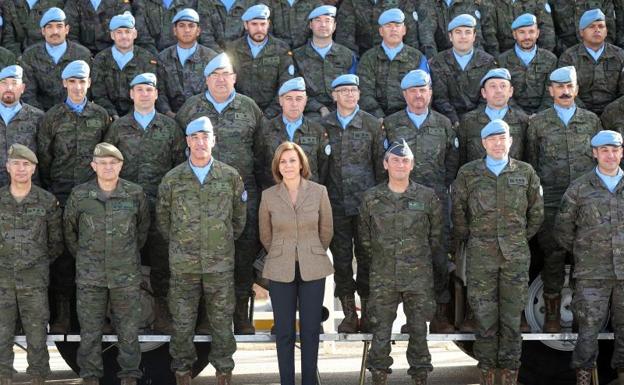 Cospedal destaca el compromiso de los militares españoles en la lucha contra el terrorismo