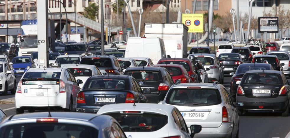 El tráfico sube en los accesos a Valencia mientras el tripartito rechaza ampliarlos