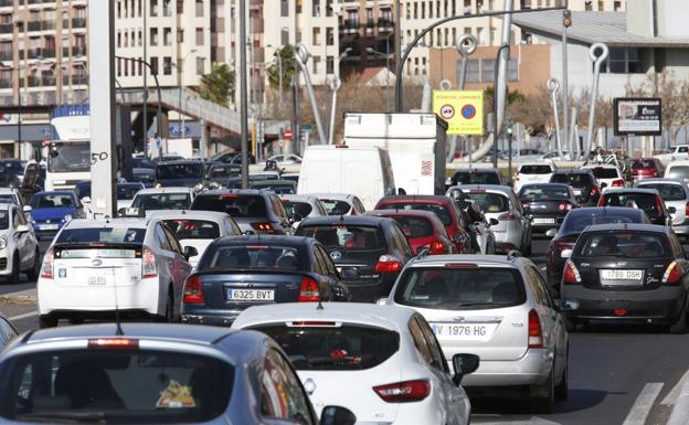 El tráfico sube en los accesos a Valencia mientras el tripartito rechaza ampliarlos