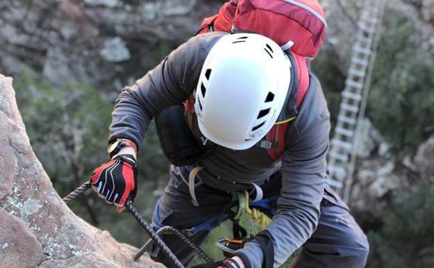 Adrenalina en las vías ferratas valencianas