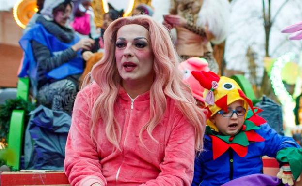 La drag queen de Vallecas y otras cabalgatas en España