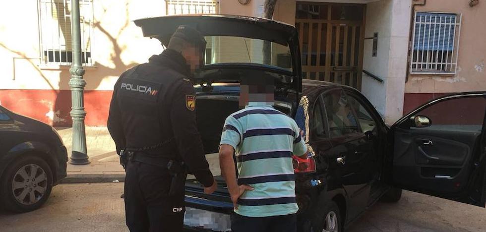 Detenido en Valencia tras roba un coche a punta de pistola en Alfafar
