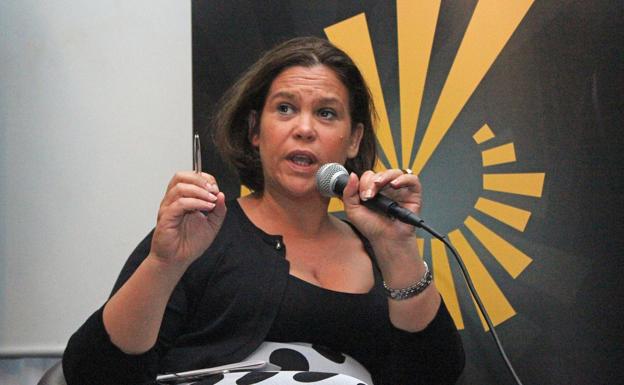 Mary Lou McDonald, una dublinesa respetable para limpiar la cara del Sinn Féin