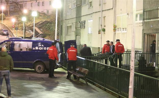 Detenidos dos chicos de 14 años por el asesinato de un matrimonio de ancianos en Bilbao