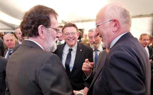 Rajoy pide a Puig que presione al PSOE para que se sume a un pacto de Estado por la financiación