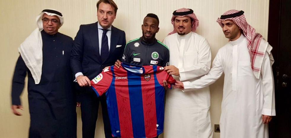 «Fahad es un buen jugador, quiero ver cómo se acopla»