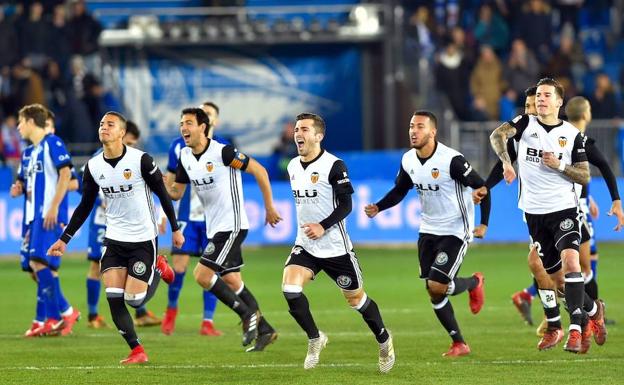 El Valencia pasa a semifinales de Copa del Rey