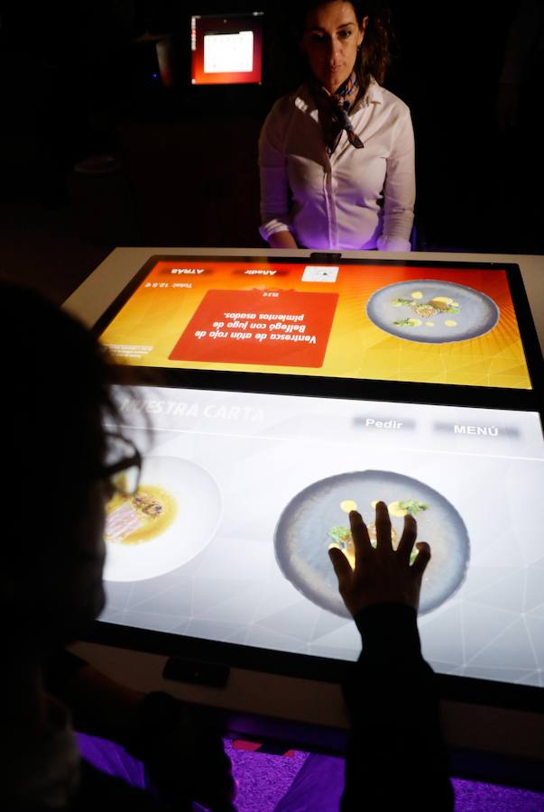 Fotos de Virtuchef, el restaurante de la UPV y La Sucursal que ofrece una experiencia única
