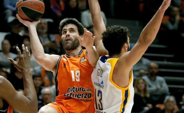 San Emeterio es duda para jugar en Estambul