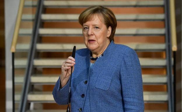 Merkel y los socialdemócratas seguirán con sus «difíciles» negociaciones durante los próximos días