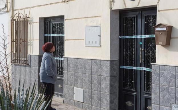 El juez decreta el ingreso en prisión del hombre que confesó matar a su pareja en Guadix