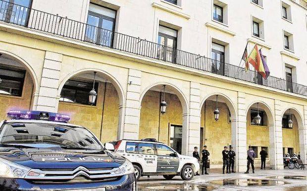 Se enfrentan a penas de 13 años de cárcel por prostituir a una menor en Alicante