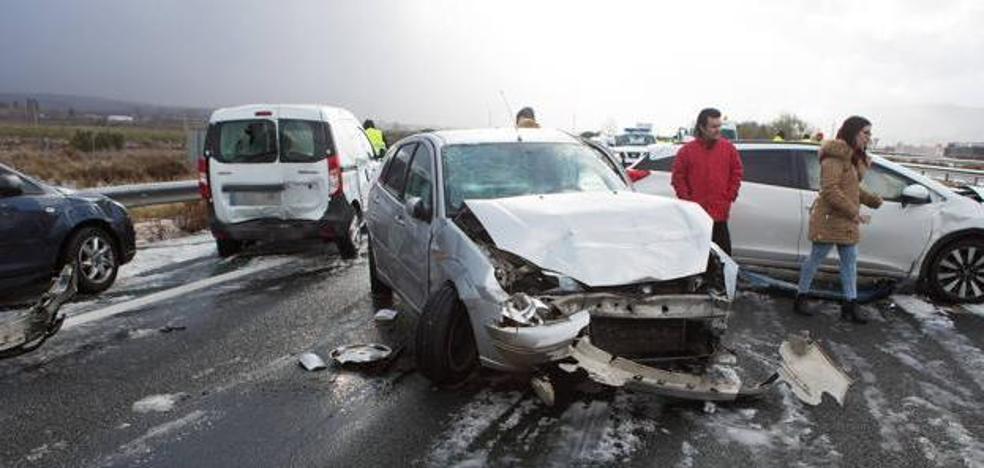 ¿Qué te cubre el seguro en un accidente múltiple?