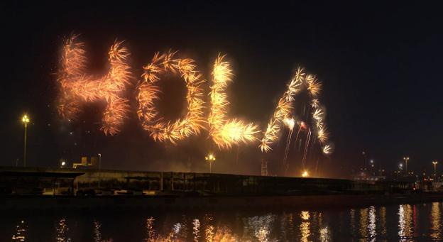 Fusión de mascletà y castillo en la víspera de la Crida
