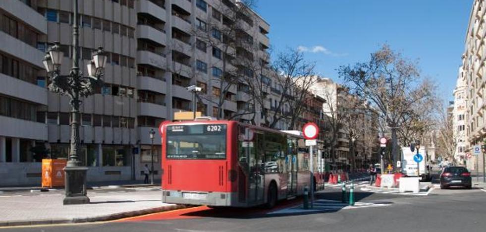 Conductores de la EMT se niegan a circular por las nuevas líneas por falta de formación