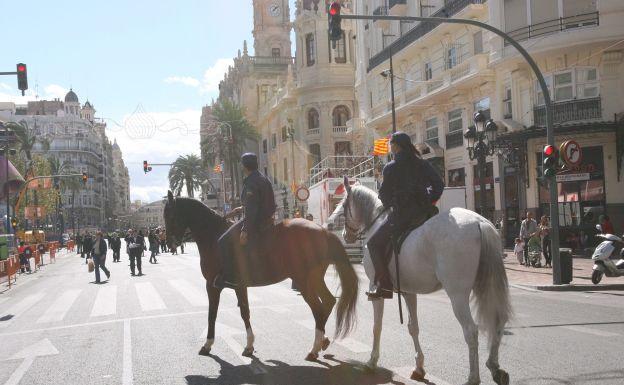 3.000 efectivos de Policía Nacional y Guardia Civil vigilarán las calles en Fallas