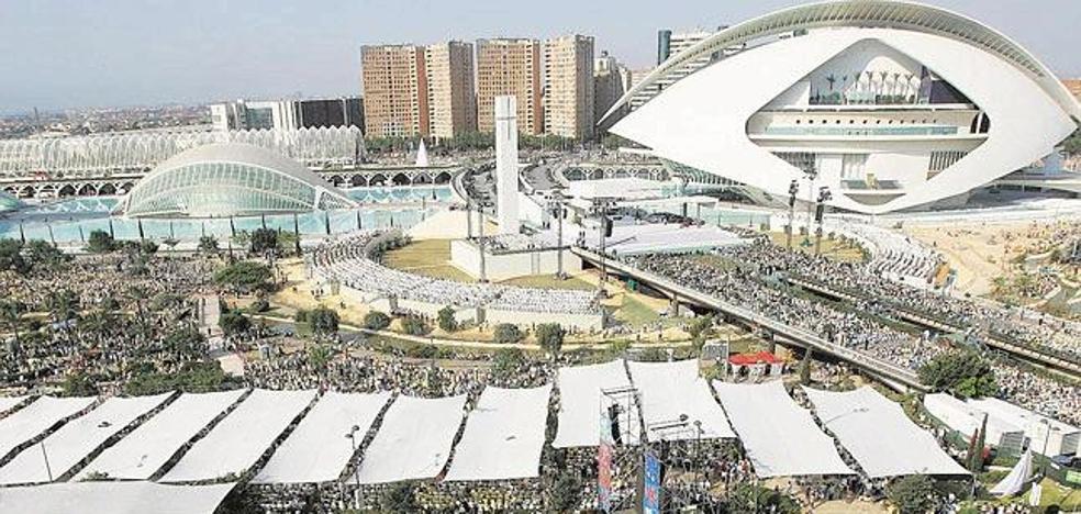 Camps y otros 7 cargos de su gobierno, investigados por otra causa de la visita del Papa a Valencia