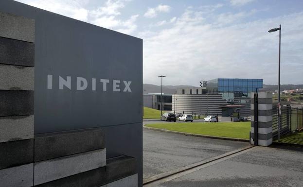 Inditex se hunde un 7% en Bolsa y marca su mínimo en tres años