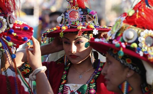 Ruzafa celebra su carnaval por todo lo alto