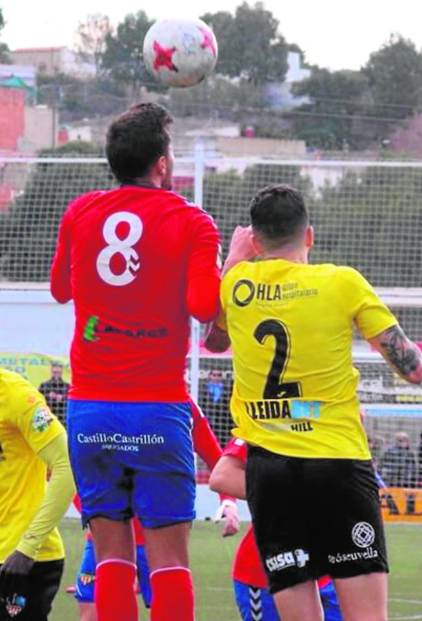 A salivazos con el juez de línea