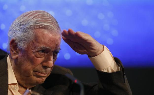 Vargas Llosa, del estalinismo al liberalismo