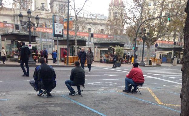 Los incondicionales de la pólvora ya esperan a Peñarroja