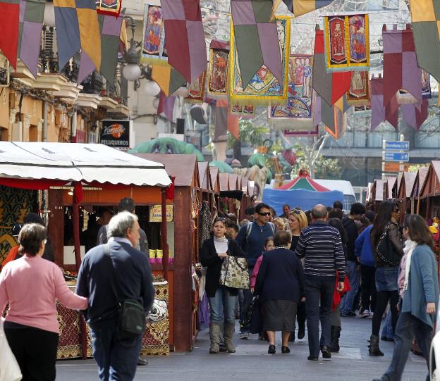 Diferencias entre Especial y el Consistorio sobre los mercados