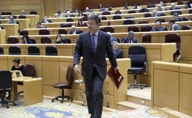 Catalá: «Cuando se hace apología del terrorismo está justificada una condena»