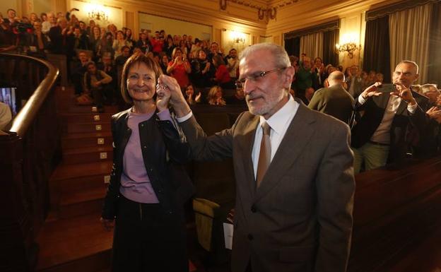 Mavi Mestre hace historia al convertirse en la primera rectora de la Universitat