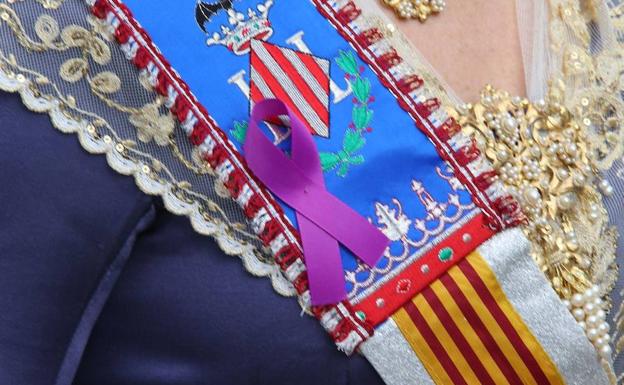 La corte del lazo morado