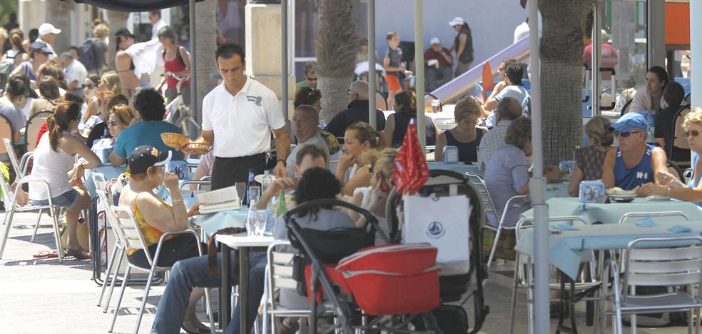 La falta de mano de obra en la hostelería marcará la Semana Santa en la Comunitat