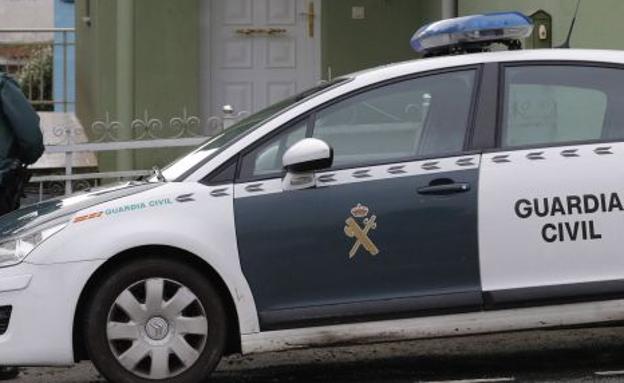 Una menor que se fugó con su profesor en Alemania pide ayuda a la policía en Puçol