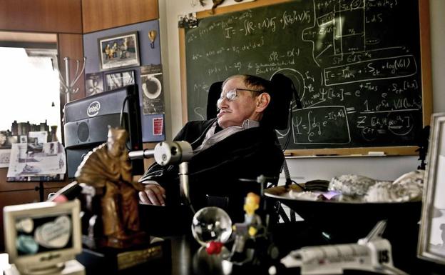 Stephen Hawkins, una vida dedicada a la ciencia